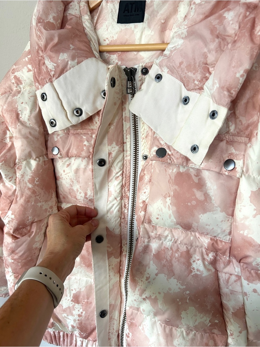 ATM Anthony Thomas Melillo Tie-Dye Down Puffer Jacket | Large | Chalk/Lunar Pink - Picture 8 of 16